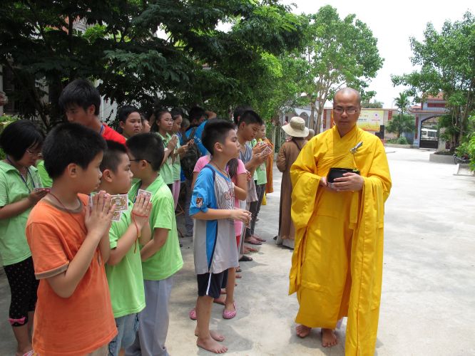 Hà Nội: Có một phiên chợ vui tươi tại chùa Nam Dư Thượng