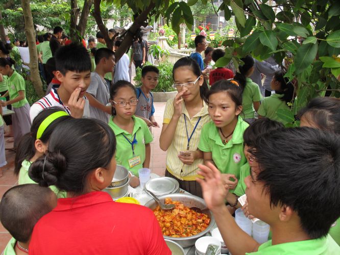Hà Nội: Có một phiên chợ vui tươi tại chùa Nam Dư Thượng