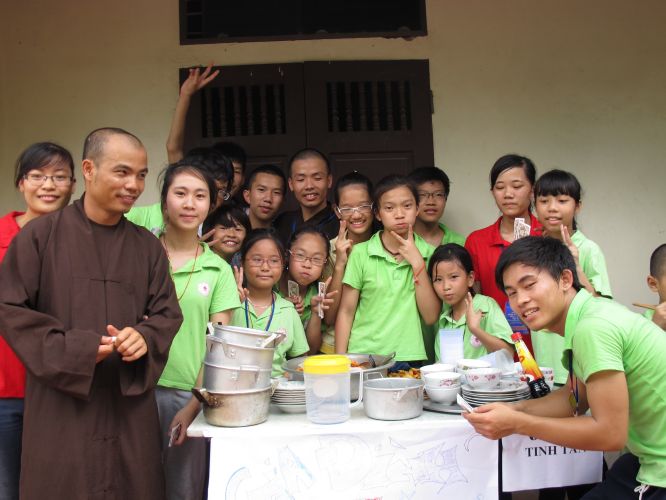 Hà Nội: Có một phiên chợ vui tươi tại chùa Nam Dư Thượng