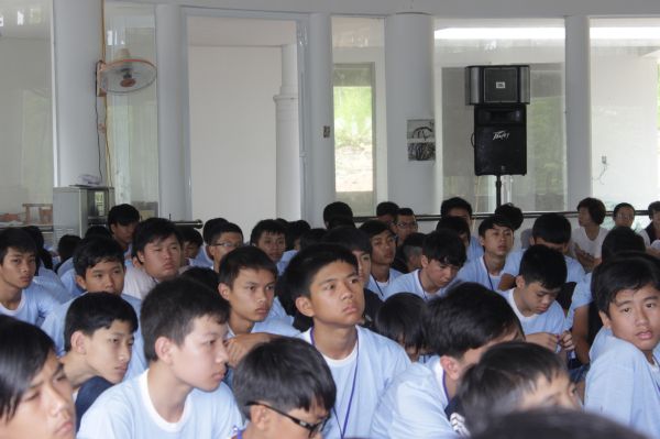 Đắc Lắc: TT. Thích Nhật Từ và pháp thoại “NHỮNG SAI LẦM TUỔI TEEN”