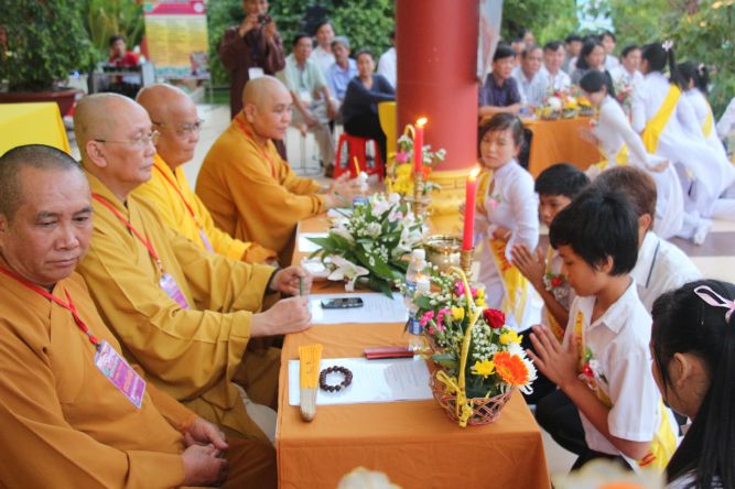 Đồng Tháp: Trọng thể khai mạc hội trại “Hiểu và Thương”