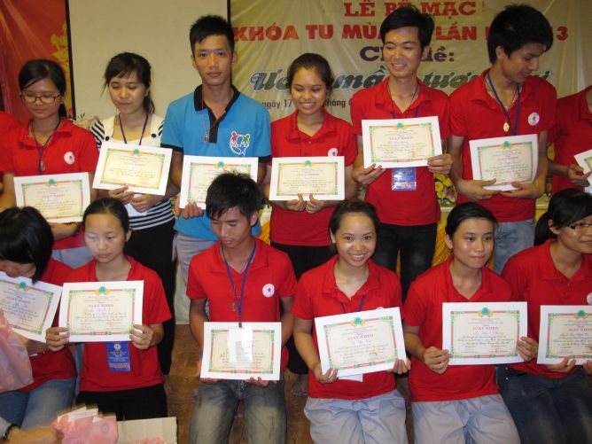 Hà Nội: Bế mạc khóa tu mùa hè tại chùa Nam Dư Thượng