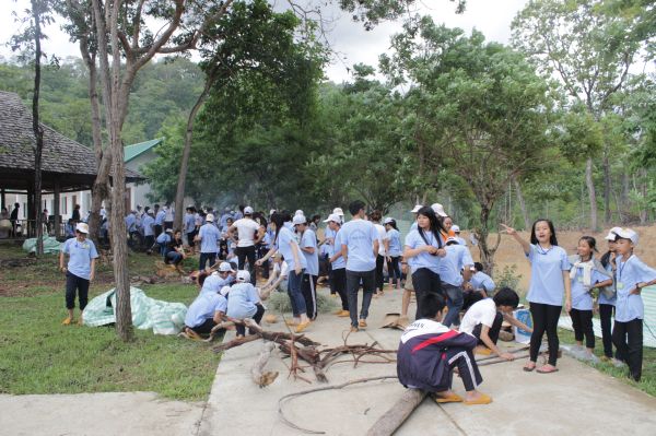 Buôn Mê: Bửa cơm yêu thương tại khóa tu Thiện Tài Đồng Tử