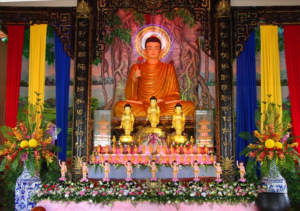 Long an: Lễ Mộc Dục Tại Chùa Khánh Ninh