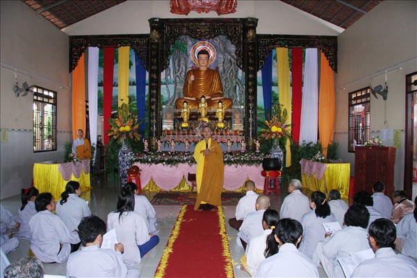 Long an: Lễ Mộc Dục Tại Chùa Khánh Ninh