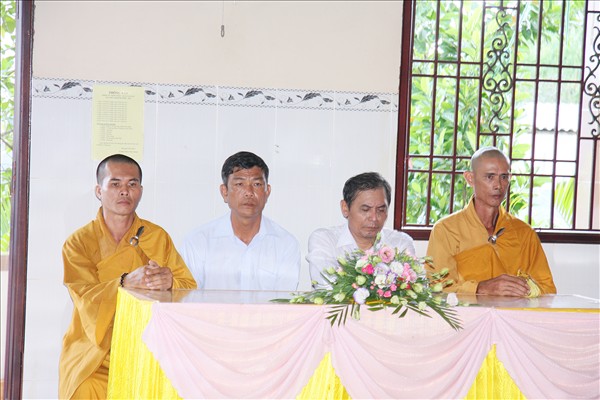 Long an: Lễ Mộc Dục Tại Chùa Khánh Ninh