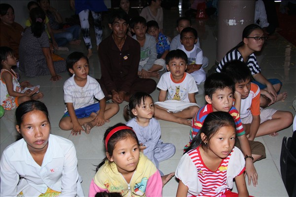 Long an: Lễ Mộc Dục Tại Chùa Khánh Ninh