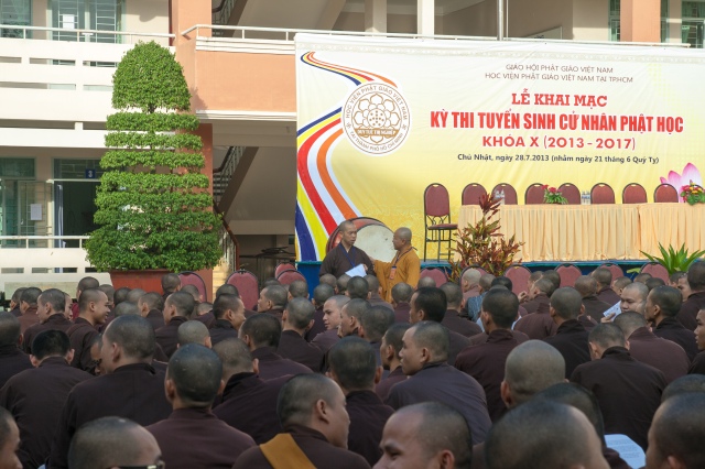 Học viện PGVN tại Tp.HCM tổ chức kỳ thi tuyển sinh cử nhân Phật học khóa X (2013 -2017)