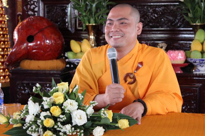 Khánh Hòa: ĐĐ. Thích Lệ Minh và pháp thoại “Tình thương” tại khóa tu “Ơn nghĩa sinh thành”
