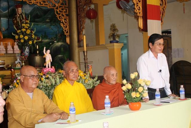 Đồng Tháp: Chư Tôn Đức Ban Trị Sự GHPGVN Tỉnh Đồng Tháp và Ban Ngành Chính Quyền Tham Quan Lễ Đài Chính Tổ Chức Đại Lễ Phật Đản