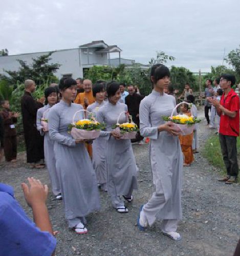 Long An: Khai mạc khóa tu mùa hè “Sống và Khát Vọng”
