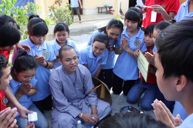 Khánh Hòa: Chùm ảnh vui nhộn hành trình về nguồn khóa tu mùa hè “Ơn nghĩa sinh thành”