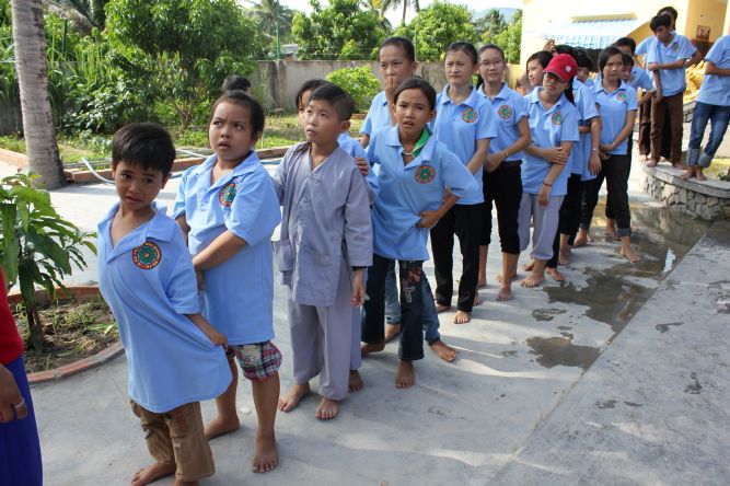 Khánh Hòa: Chùm ảnh vui nhộn hành trình về nguồn khóa tu mùa hè “Ơn nghĩa sinh thành”