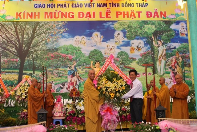 Đồng Tháp: Long trọng tổ chức đại lễ Phật đản PL. 2557