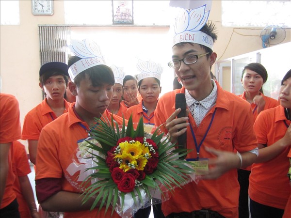 Chùm ảnh: Trại hè “Ươm Mầm Tuệ Giác” lần 3 tại chùa Hội An