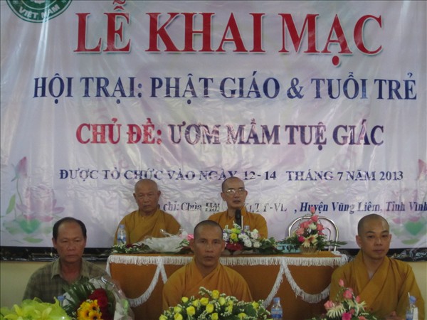 Chùm ảnh: Trại hè “Ươm Mầm Tuệ Giác” lần 3 tại chùa Hội An