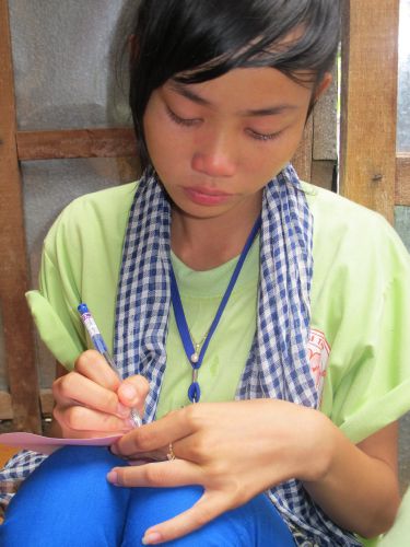 Bến Tre: Cánh thư gửi mẹ tại khóa tu “Thắp sáng niềm tin”