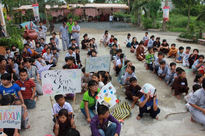 Long An: Cánh diều tuổi thơ tại khóa tu “Sống và Khát vọng”