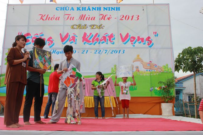 Long An: Cánh diều tuổi thơ tại khóa tu “Sống và Khát vọng”