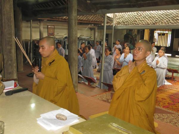 Nghệ An: Lễ Cầu Nguyện Tiếp Sức Mùa Thi Tại Chùa Chí Linh