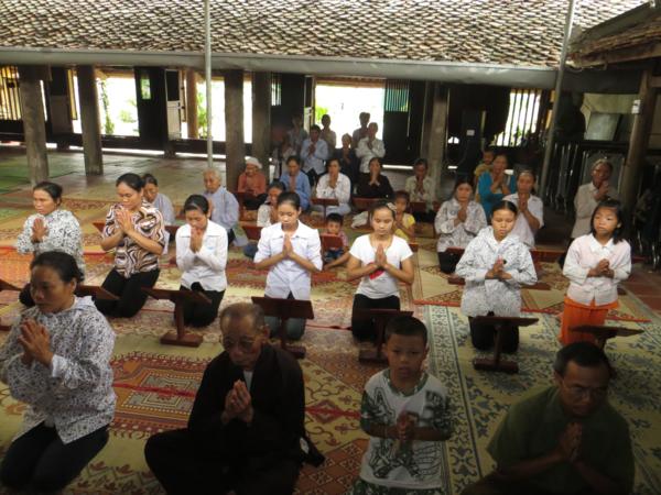 Nghệ An: Lễ Cầu Nguyện Tiếp Sức Mùa Thi Tại Chùa Chí Linh