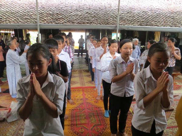 Nghệ An: Lễ Cầu Nguyện Tiếp Sức Mùa Thi Tại Chùa Chí Linh