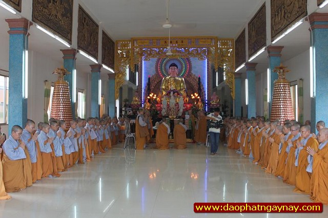 PHÂN BAN ĐẶC TRÁCH NI GIỚI TRUNG ƯƠNG PHÂN BAN ĐẶC TRÁCH NI GIỚI TRUNG ƯƠNG NGÀY THỨ NHẤT
