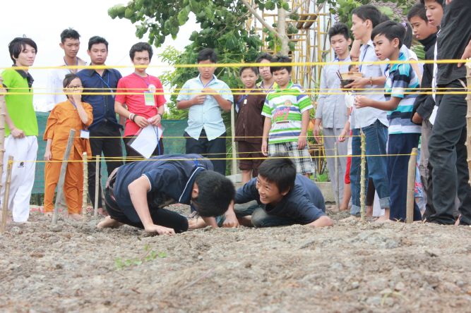 Long An: Hành trình tìm kiếm yêu thương tại khóa tu “Sống và Khát Vọng”
