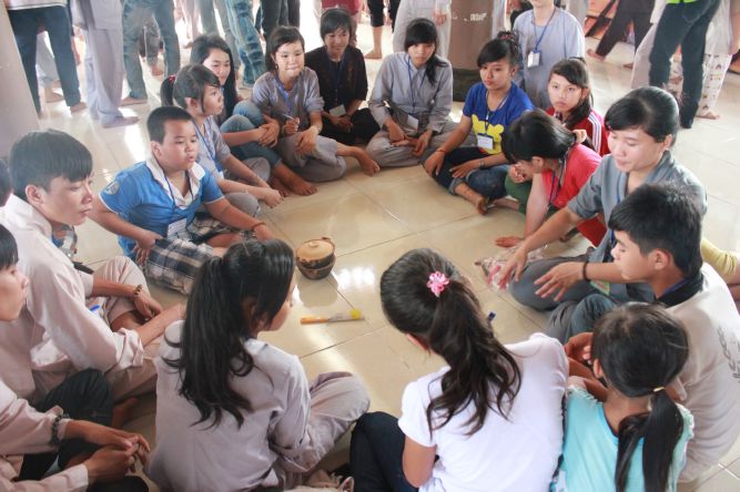 Long An: Hành trình tìm kiếm yêu thương tại khóa tu “Sống và Khát Vọng”