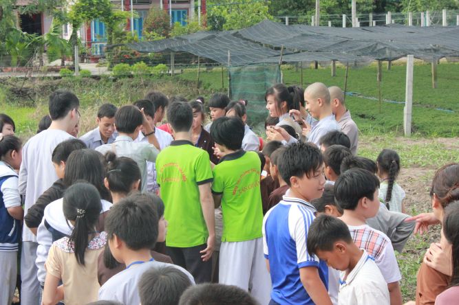Long An: Hành trình tìm kiếm yêu thương tại khóa tu “Sống và Khát Vọng”