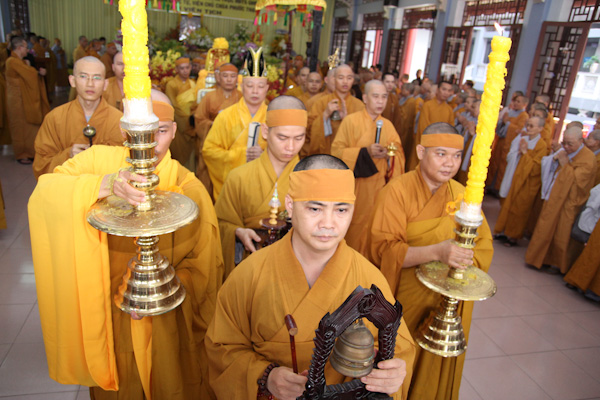 Chùm ảnh: Lễ di quan cố Đại lão HT. Thich Từ Nhơn