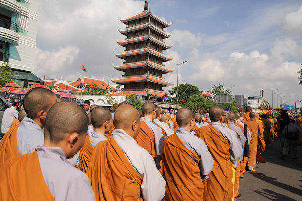 Chùm ảnh: Lễ di quan cố Đại lão HT. Thich Từ Nhơn