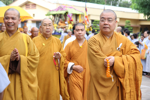 Chùm ảnh: Lễ di quan cố Đại lão HT. Thich Từ Nhơn