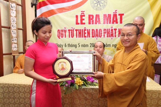 Quỹ Từ thiện Đạo Phật Ngày Nay - Một mô hình hoạt động từ thiện mới