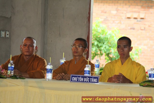 Bình Dương: Khai mạc khóa tu mùa hè lần III: Thắp sáng mầm xanh