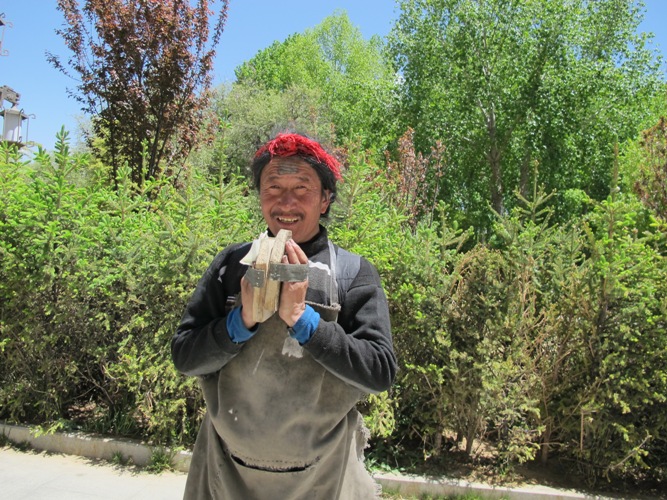 Thăm cung điện cao nhất thế giới- Potala