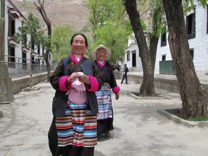 Thăm cung điện cao nhất thế giới- Potala