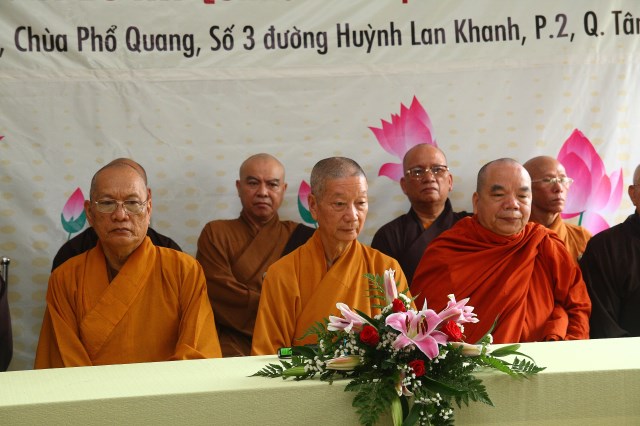 TP.HCM: Chính thức khai mạc các hoạt động triển lãm mỹ thuật đón mừng Phật đản PL 2557