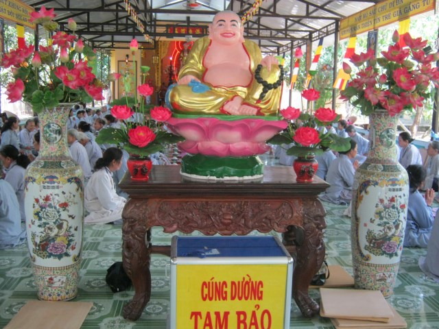 Khánh Hòa: 250 Phật tử tham dự khóa tu An lạc Một ngày