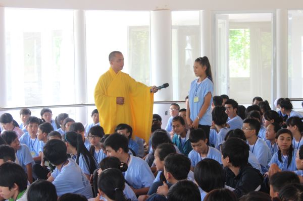 Buôn Mê Thuột: Talkshow “Hạnh phúc tùy vào cách nhìn”