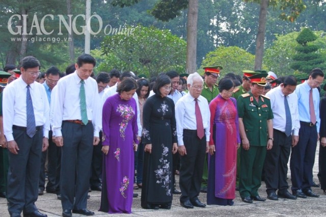 TP.HCM: Trọng thể Lễ tưởng niệm anh linh liệt sĩ tại Đền Bến Dược