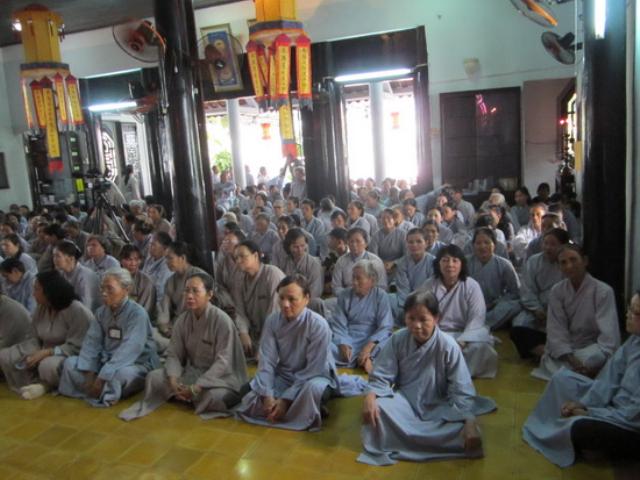 Lễ truyền Pháp y