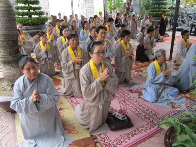 Lễ truyền Pháp y