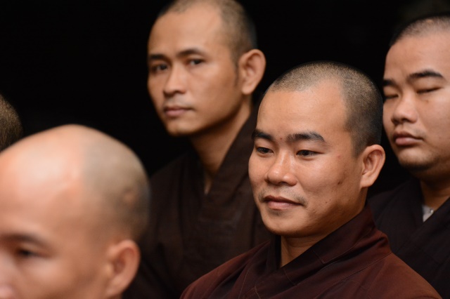 Quỹ Từ thiện ĐPNN- Trao tặng học bổng cho các Tăng Ni sinh