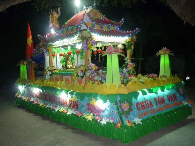 Long An: Lễ Phật đản tại chùa Tôn Vân