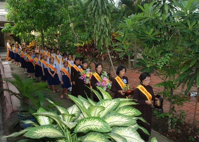 Long An: Lễ Phật đản tại chùa Tôn Vân