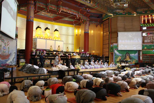 Hàn Quốc Mầm Bồ đề luôn xinh tươi chốn Thiền môn