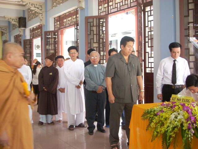 Các cơ quan nhà nước Trung ương, TP.HCM kính viếng Đại lão HT.Thích Từ Nhơn