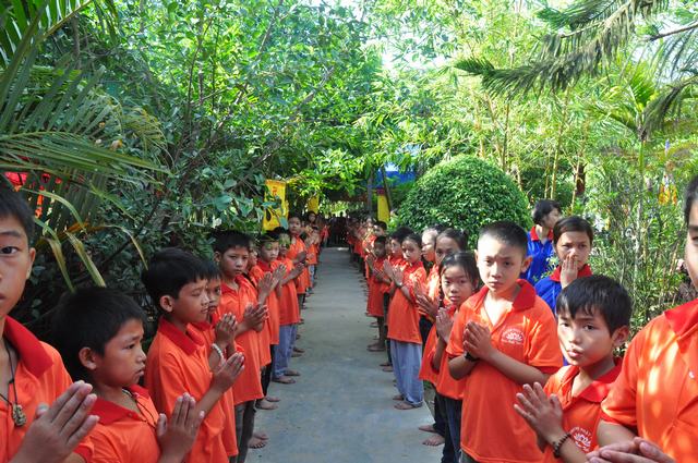 1000 thanh thiếu niên tham dự trại hè sinh hoạt Phật pháp tại Hà Tĩnh