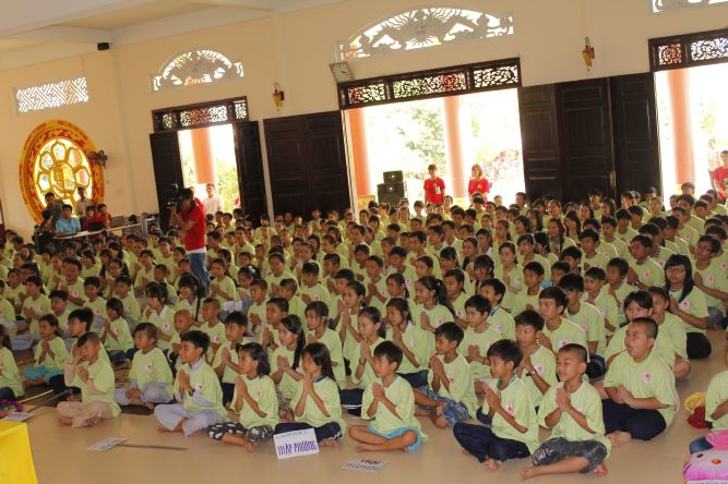 Đồng Tháp: Hội trại Hiểu và Thương đến hẹn lại về